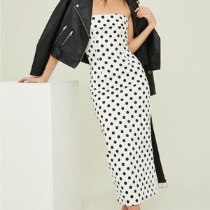 Chic Polka Dot Strapless Dress